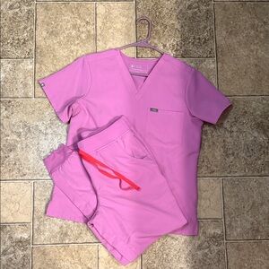 Figs Pink V-Neck Scrub Set with Contrast Drawstring